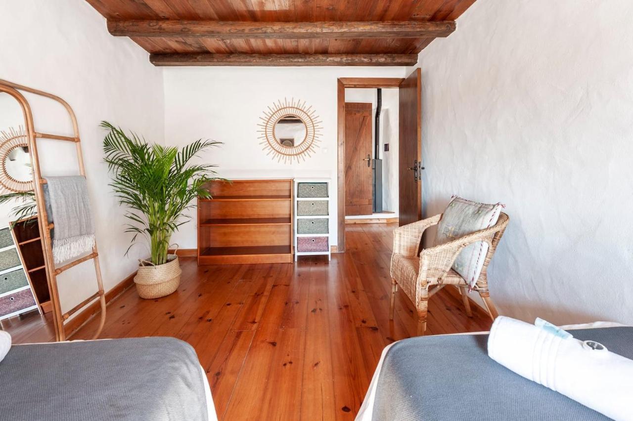 Villa Oliveira Surf House Ericeira Santo Isidoro Esterno foto